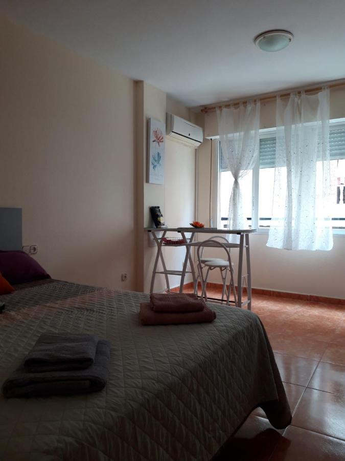 Almudena Estudio Torrevieja Exterior foto